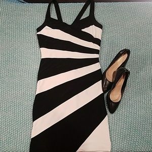 White House Black Market Dress - never worn